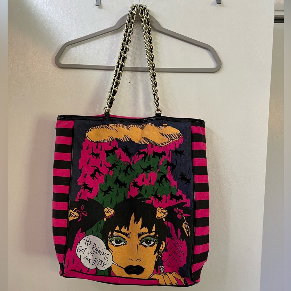 Rare vintage Betsey Johnson it’s raining tote